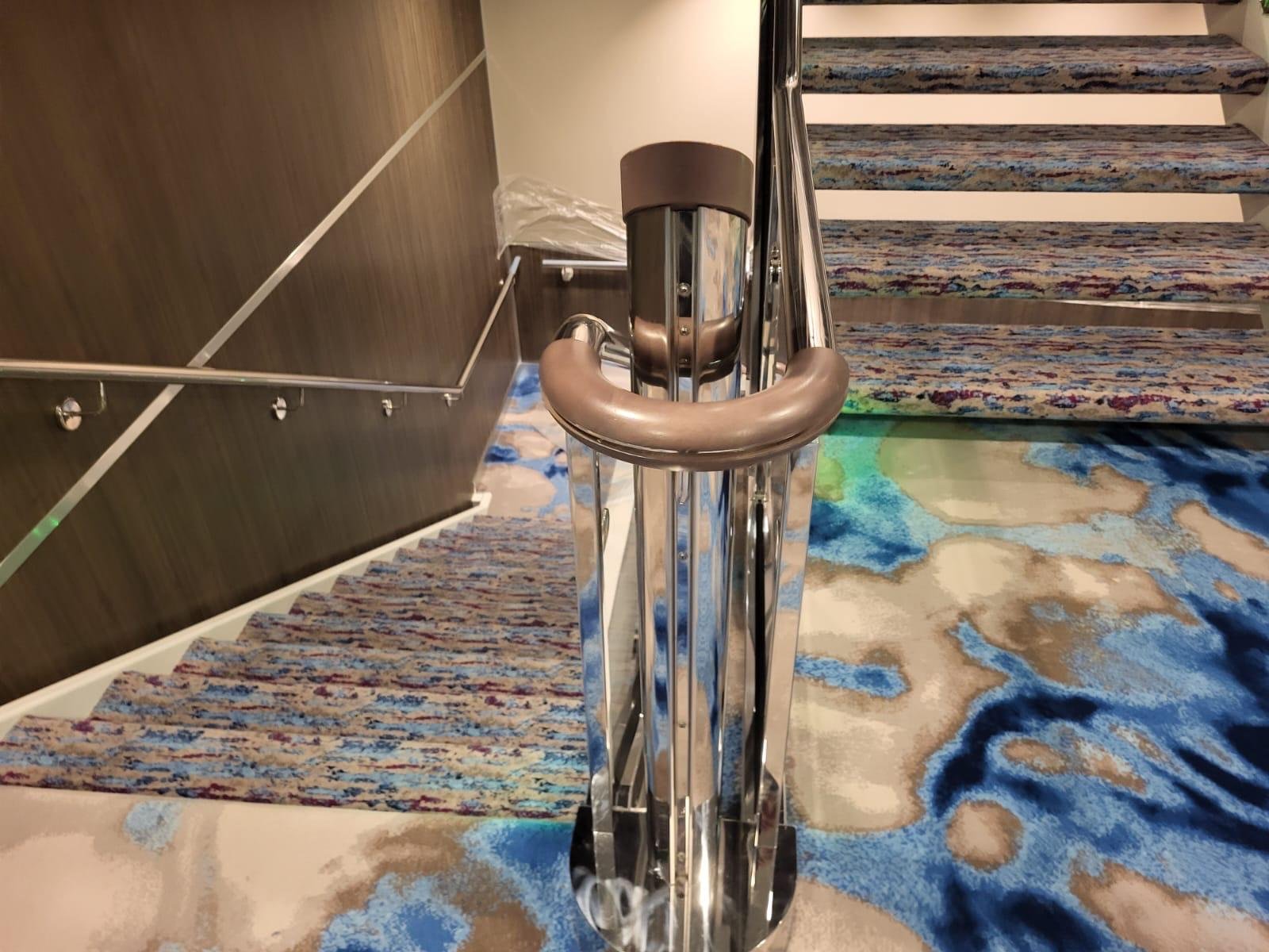 Luxury stairs & railings